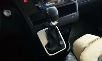 Hyundai Staria 2022, 80194 км, за 18169.8 USD - фото 9