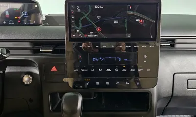 Hyundai Staria 2022, 80194 км, за 18169.8 USD - фото 17