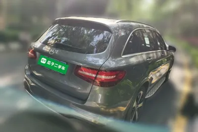 Mercedes-Benz GLC 2018, 72300 км, за 18457 USD