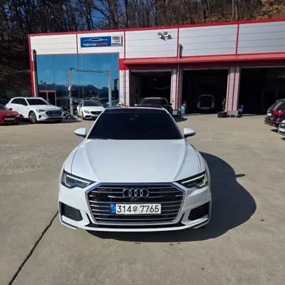 Audi A6 · 2021 год