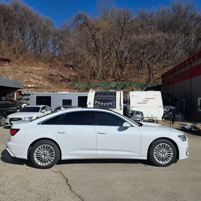 Audi A6 2021, 37458 км, за 16251.7 USD - фото 7