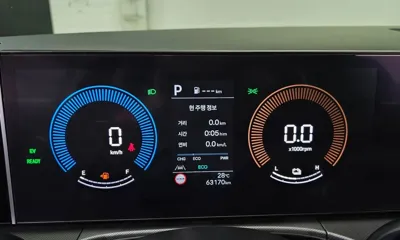 Hyundai Santafe 2024, 63170 км, за 20166.55 USD - фото 8