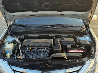Hyundai Sonata 2010, 107511 км, за 2166.21 USD - фото 6
