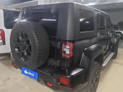 Beijing Off-Road BJ40 2023, 35000 км, за 17681.1 USD