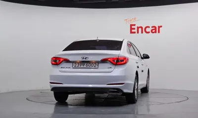 Hyundai Sonata 2017, 165355 км, за 3749.01 USD