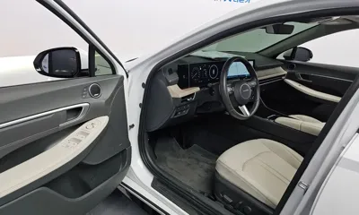 Hyundai Sonata 2024, 36352 км, за 19674.28 USD - фото 11