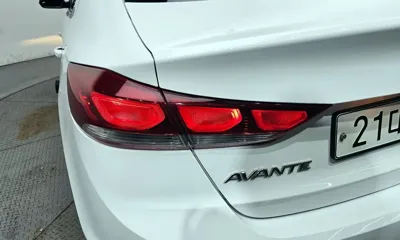 Hyundai Avante 2017, 97202 км, за 6700.5 USD - фото 23