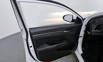 Hyundai Avante 2017, 97202 км, за 6700.5 USD - фото 24