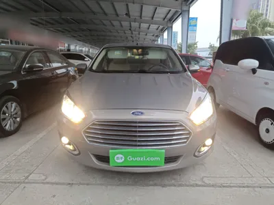 Ford Escort 2015, 125300 км, за 4956 USD - фото 3