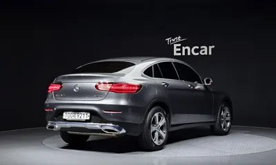 Mercedes-Benz GLC-Class 2019, 81977 км, за 20331.11 USD
