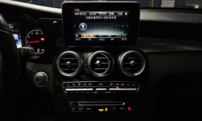 Mercedes-Benz GLC-Class 2019, 81977 км, за 20331.11 USD - фото 14