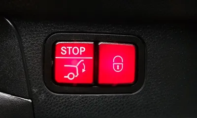 Mercedes-Benz GLC-Class 2019, 81977 км, за 20331.11 USD - фото 20