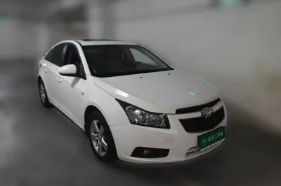 Chevrolet Cruze 2013, 51200 км, за 4180 USD