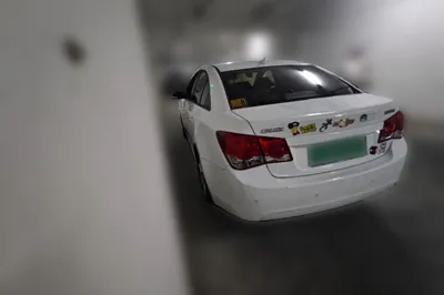 Chevrolet Cruze 2013, 51200 км, за 4180 USD
