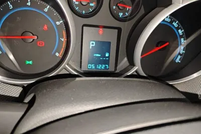 Chevrolet Cruze 2013, 51200 км, за 4180 USD - фото 11