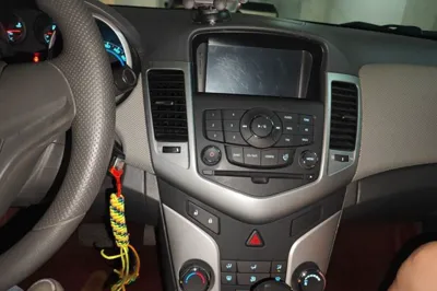 Chevrolet Cruze 2013, 51200 км, за 4180 USD - фото 12