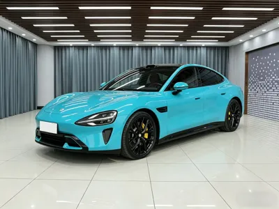 Xiaomi Auto SU7 · 2024 год