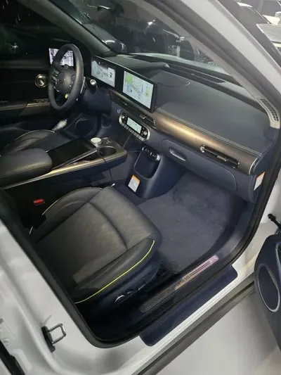Genesis GV60