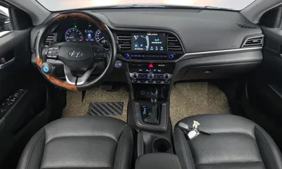 Hyundai Avante 2019, 62330 км, за 6874.67 USD - фото 7