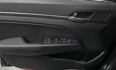 Hyundai Avante 2019, 62330 км, за 6874.67 USD - фото 24