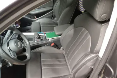 Audi A4L 2022, 69800 км, за 22314 USD - фото 12