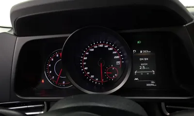 Hyundai Avante 2021, 35594 км, за 9787.17 USD - фото 8