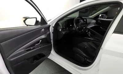 Hyundai Avante 2021, 35594 км, за 9787.17 USD - фото 10
