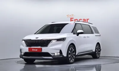 Kia Canival · 2021 год