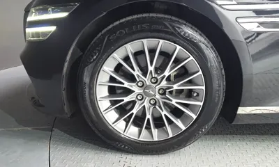 Genesis G80 2021, 183574 км, за 14236.73 USD