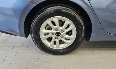 Kia K3 2019, 81572 км, за 7483.26 USD