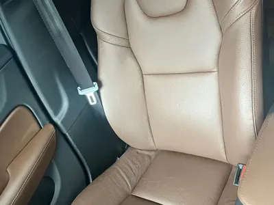 Volvo S60 2025, 5600 км, за 22041.95 USD - фото 16