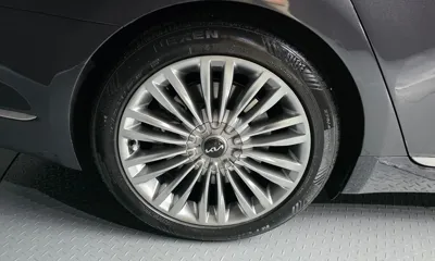 Kia K9 2019, 173461 км, за 10305.89 USD