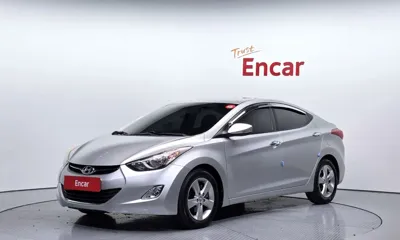 Hyundai Avante · 2012 год