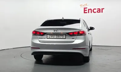 Hyundai Avante 2016, 75781 км, за 6367.34 USD