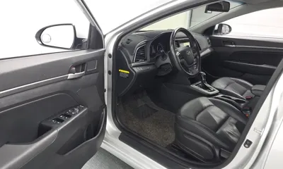 Hyundai Avante 2016, 75781 км, за 6367.34 USD - фото 10