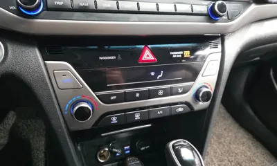 Hyundai Avante 2016, 75781 км, за 6367.34 USD - фото 18