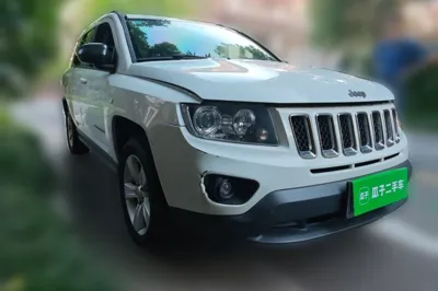 Jeep Compass 2014, 75600 км, за 5290 USD