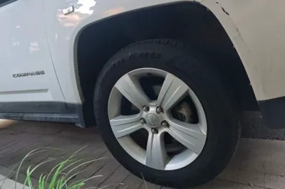 Jeep Compass 2014, 75600 км, за 5290 USD - фото 8