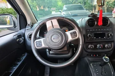 Jeep Compass 2014, 75600 км, за 5290 USD - фото 9