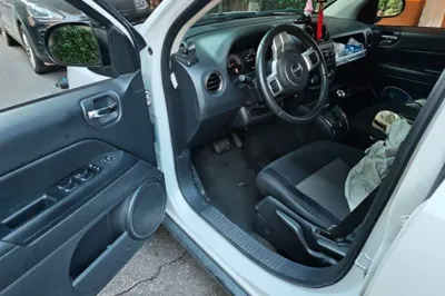 Jeep Compass 2014, 75600 км, за 5290 USD - фото 19