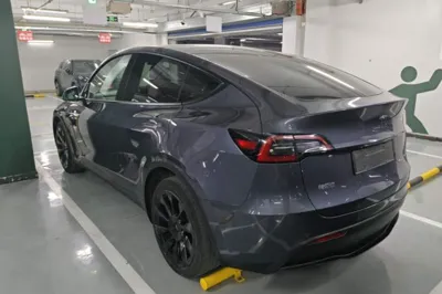 Tesla Model Y 2021, 79200 км, за 27534 USD