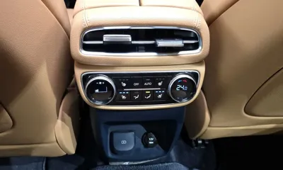 Genesis GV80 2023, 65090 км, за 33149.53 USD - фото 19