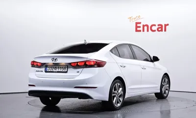 Hyundai Avante 2018, 122042 км, за 6475.06 USD