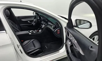 Mercedes-Benz C-Class 2020, 44596 км, за 16836.76 USD - фото 26