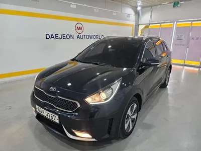 Kia Niro 2017, 176310 км, за 5850.61 USD