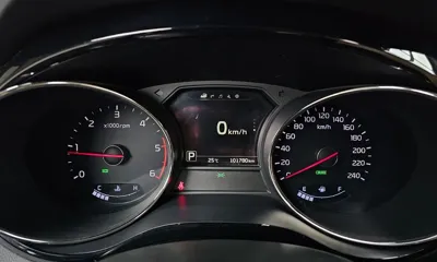 Kia Canival 2017, 101780 км, за 8782.21 USD - фото 8