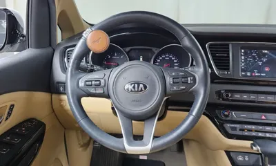 Kia Canival 2017, 101780 км, за 8782.21 USD - фото 15