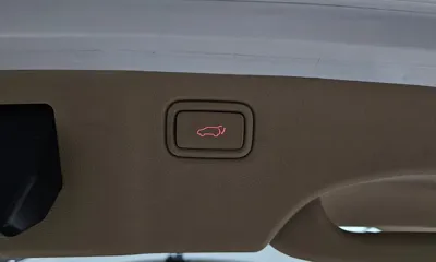 Kia Canival 2017, 101780 км, за 8782.21 USD - фото 17