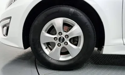 Kia K5 2014, 145652 км, за 4294.68 USD