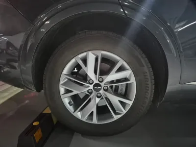 Genesis GV70 2025, 9576 км, за 33224.77 USD